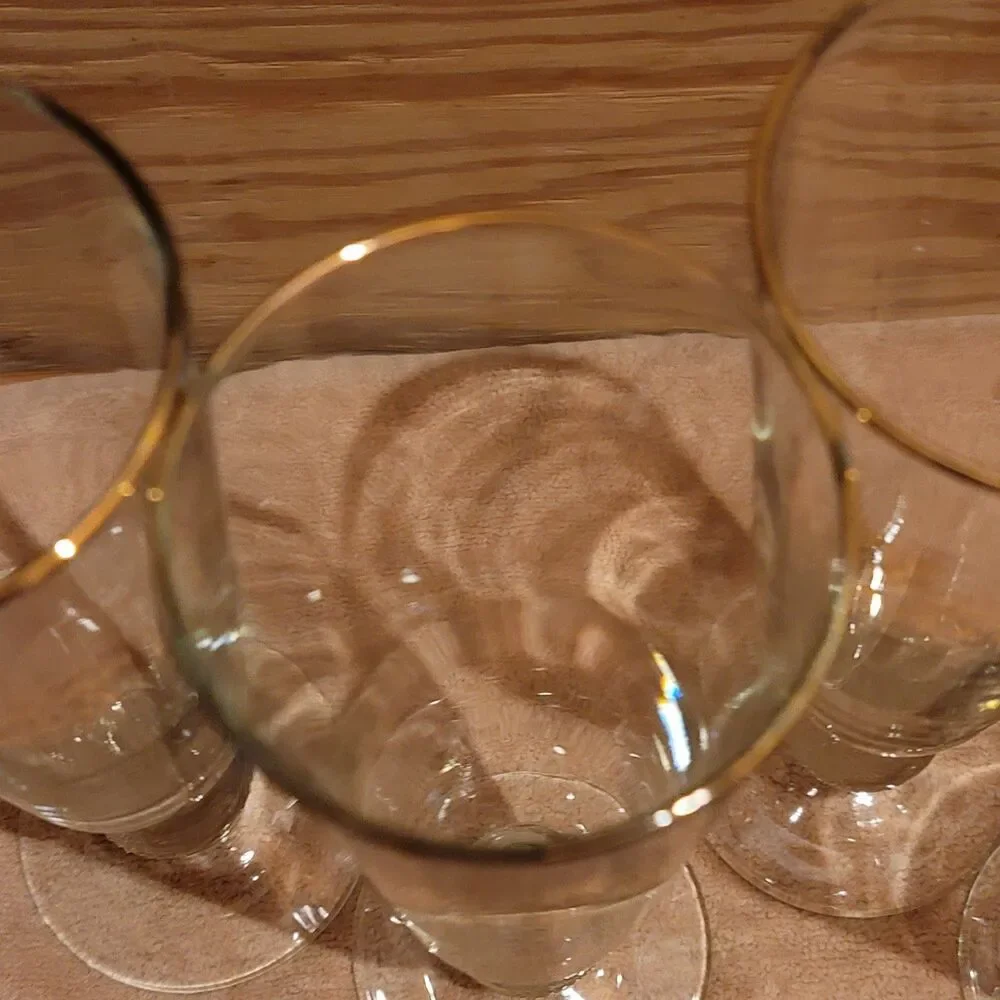 Budweiser Millenium Footed Glass